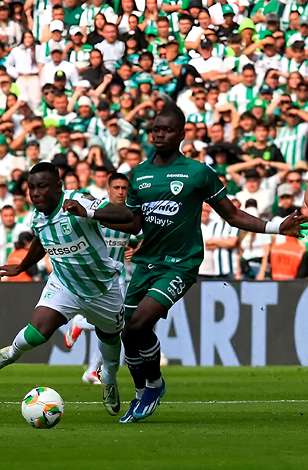 imagen-6-tu proxima-aventura-nuestras-experiencias-interna-tour-hospitality-vip-del-nacional